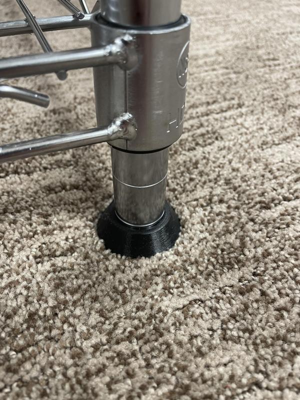 Metal Wire Shelves Feet