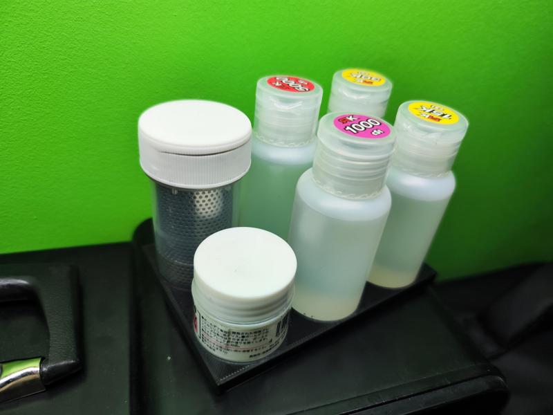 Soporte para botes silicona, grasa y limpia rodamientos