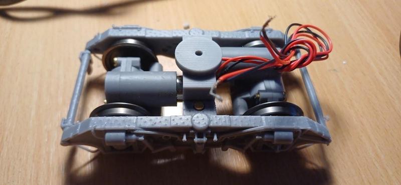 Drive and bogie for ÖBB 2050 center distance 55.6mm, track cradle 32mm, worm drive/ gauge 0, 1/45, gauge 0,