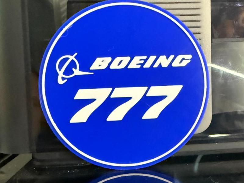BOEING 777 COASTER 