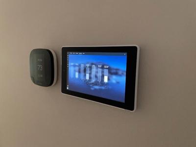 Low-profile wall mount for Amazon Fire 7" Tablet - 9th gen