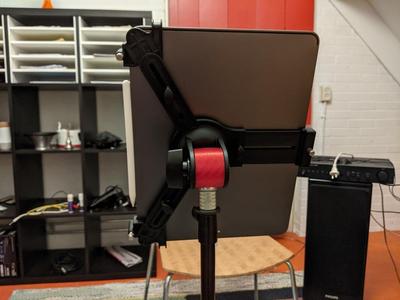 Ipad reverser for K&M holder/music stand