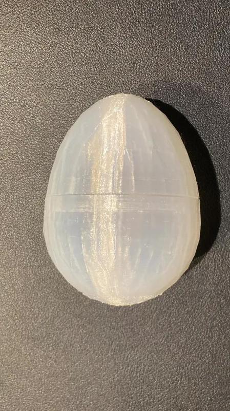 Low Poly Hollow Easter egg   