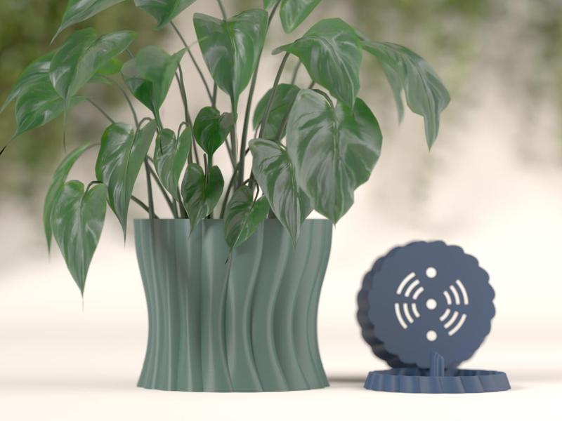 Beautiful Planter.  With integrated drip tray