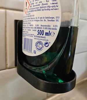 Dish soap holder (Yes/Fairy specific)   