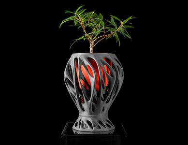 Mantis Planter Pot by MODERN MACHINE   