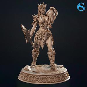 Golgatha, Queen of the Orcs (High Detailed) - 32,75 and 145mm