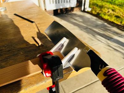 Angle cutting jig for pull saw (parametric)   