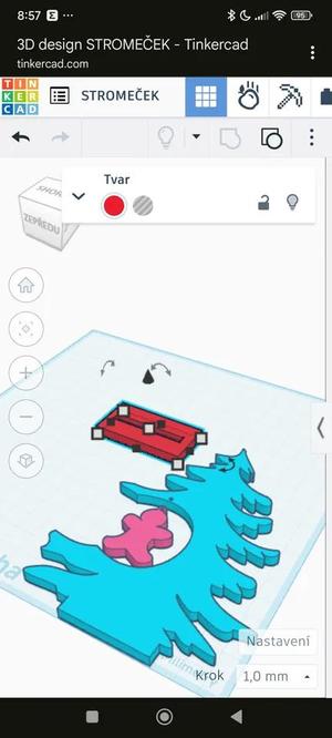 Stromeček zoubajícím se panáčkem   