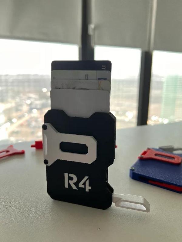 R4 Wallet - card lever mechanism MAGSAFE   