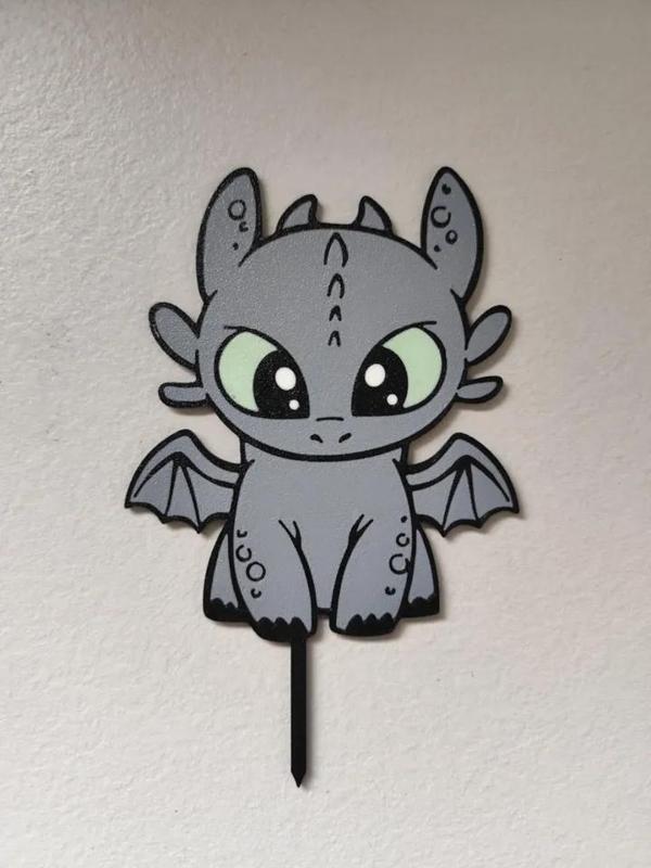 How to Train Your Dragon toothless   