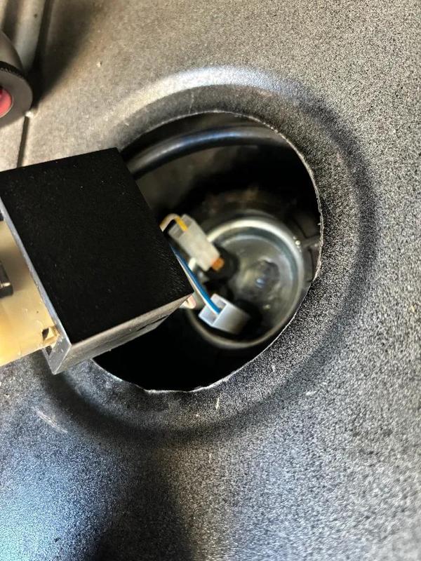 SAAB 900 Fuel Sender Adapter Housing   