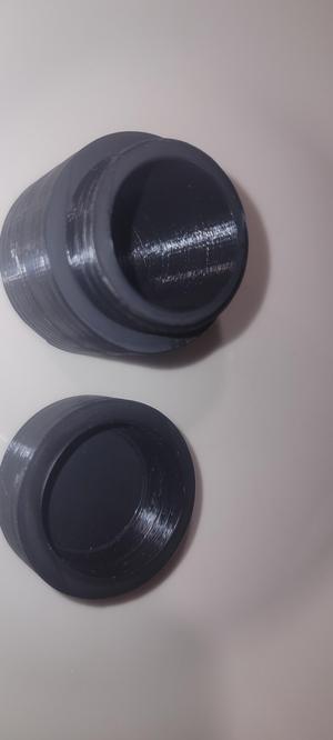 Storage Container with Threaded Lid