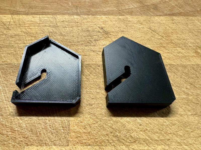 Thorens Hinge Cover