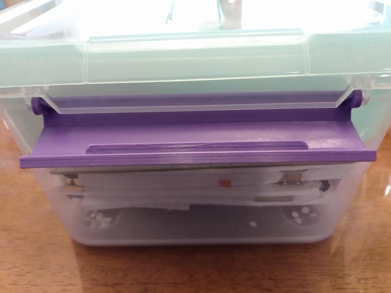 Replacement latch for Simply Tidy Latchmate case