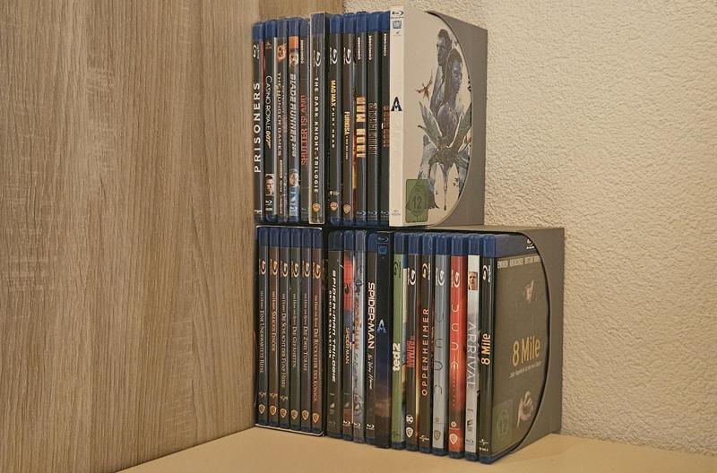 Simple Blu-ray Holder