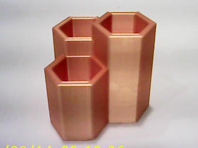 honeycomb pen holder