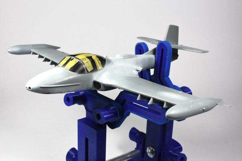 Work stand for scale plane models