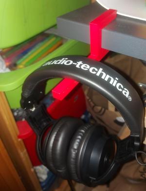 Super simple headphone stand 