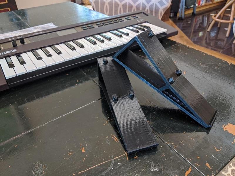 Yamaha Reface Synthesizer Stand