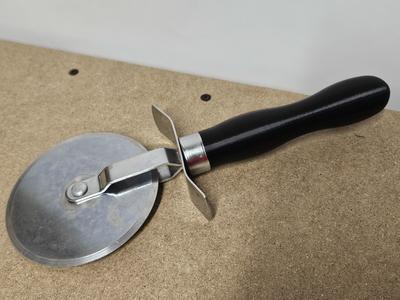 Pizza Cutter Handle