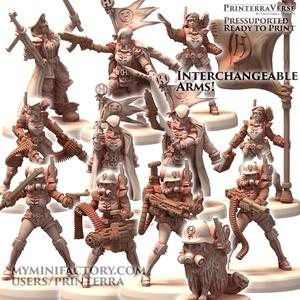 019 MILITARIA Herrschaft Soldatin Female Army with Gattling Machine Gun and Flamethrower Wearing Gas Mask