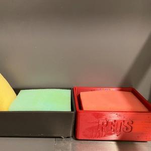 Kitchen Pet's Sponge holder