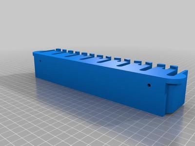 Screwdriver holder for OBI_pegboards (with hole)