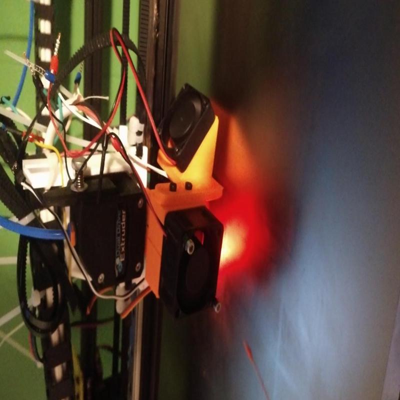 CLAMSHELL V6 COOLER