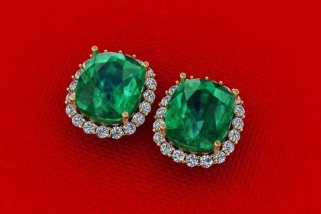 Cusion Diamond Earring