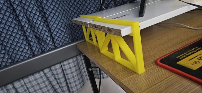 Fully parametric monitor riser
