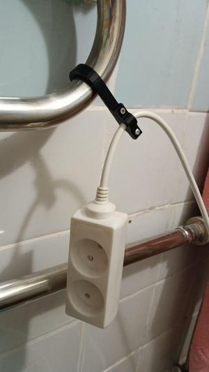Coil holder