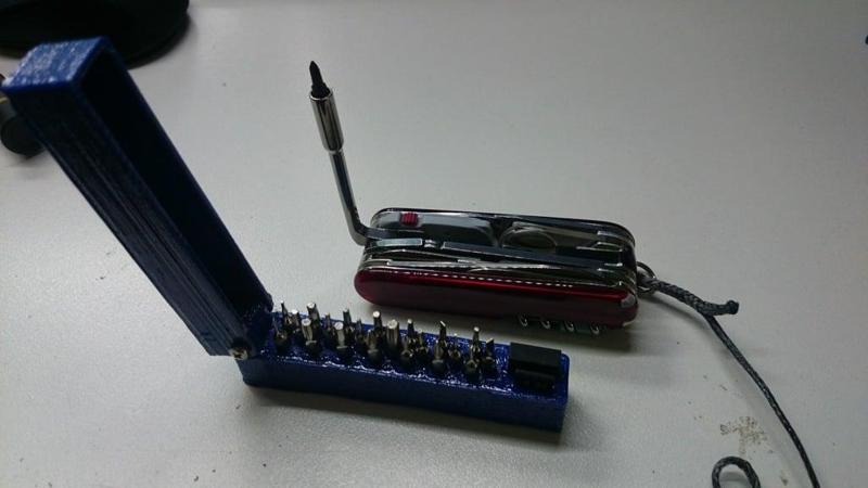 Victorinox Extra Driver Bit carrier for leather pouches.