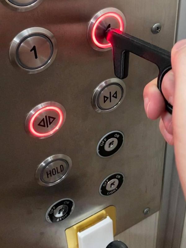 Safe push pull keychain