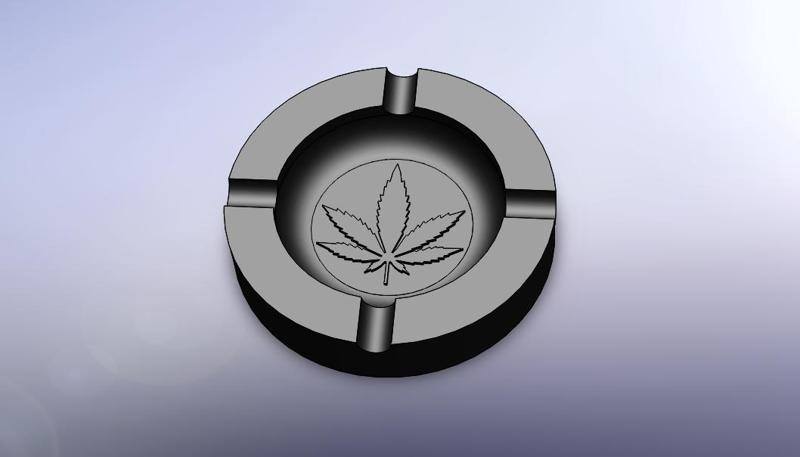 Marihuana Leaf Ashtray