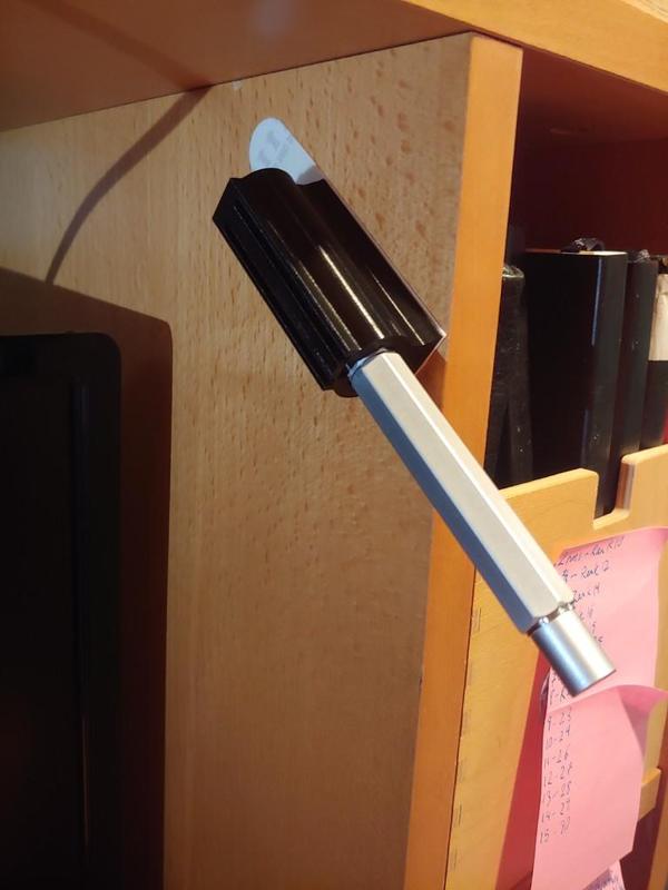 Pen Holder - Levenger L-tech V3
