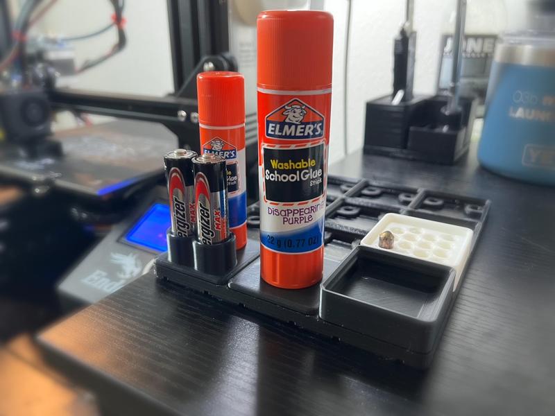 Gridfinity - Large Glue Stick Stand