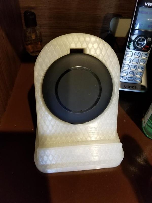 Insignia charger phone stand