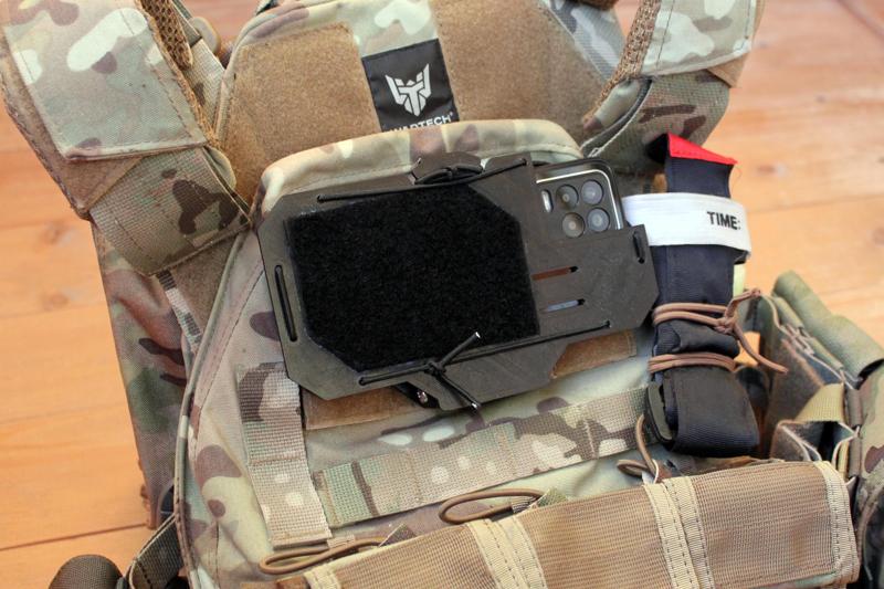 SKELETON AIRSOFT MOLLE MOUNT CASE FOR UNIVERSAL PHONE with camera