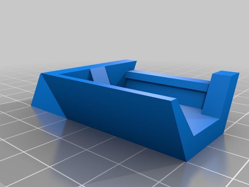 Renault clio GT (2008) trunk rail tip