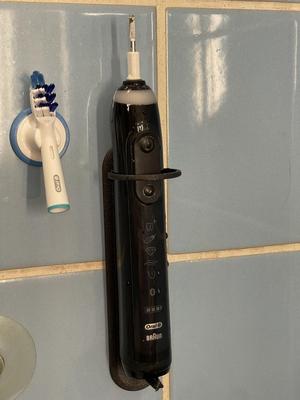 OralB Brush Head Wall Mount for drying