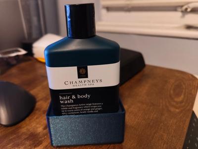 Gridfinity 2x1 holder for Champneys body wash