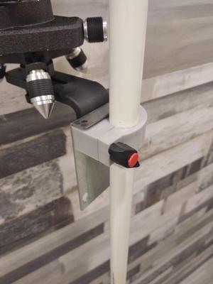 Clamp for the laser level rod