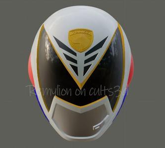 Power ranger omega spd helmet