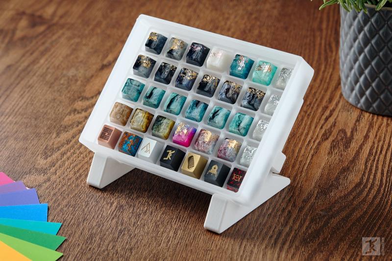 TrashiStand Mini (Artisan Case Stand)