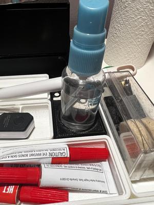 Spray Bottle Catch