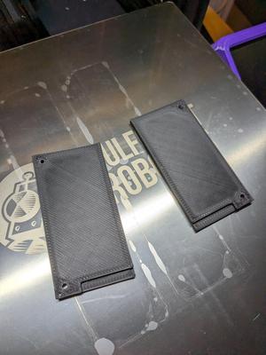 Bookshelf Homelab Micro Rack - Fixed Pi Left/Right Panels