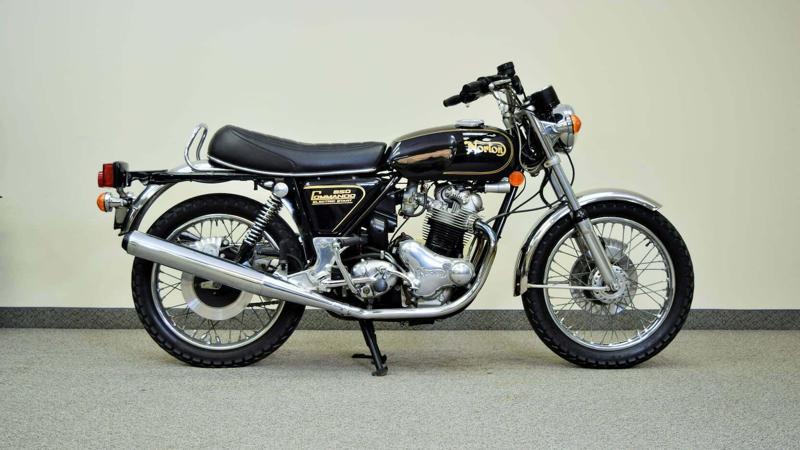 1975 Norton Commando 850