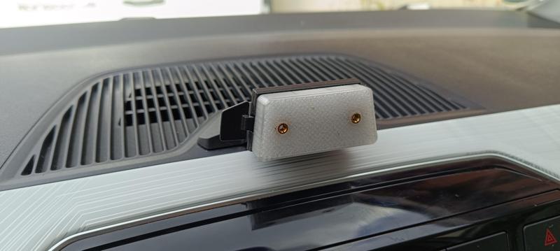 UpMiiGo Smartphone adapter