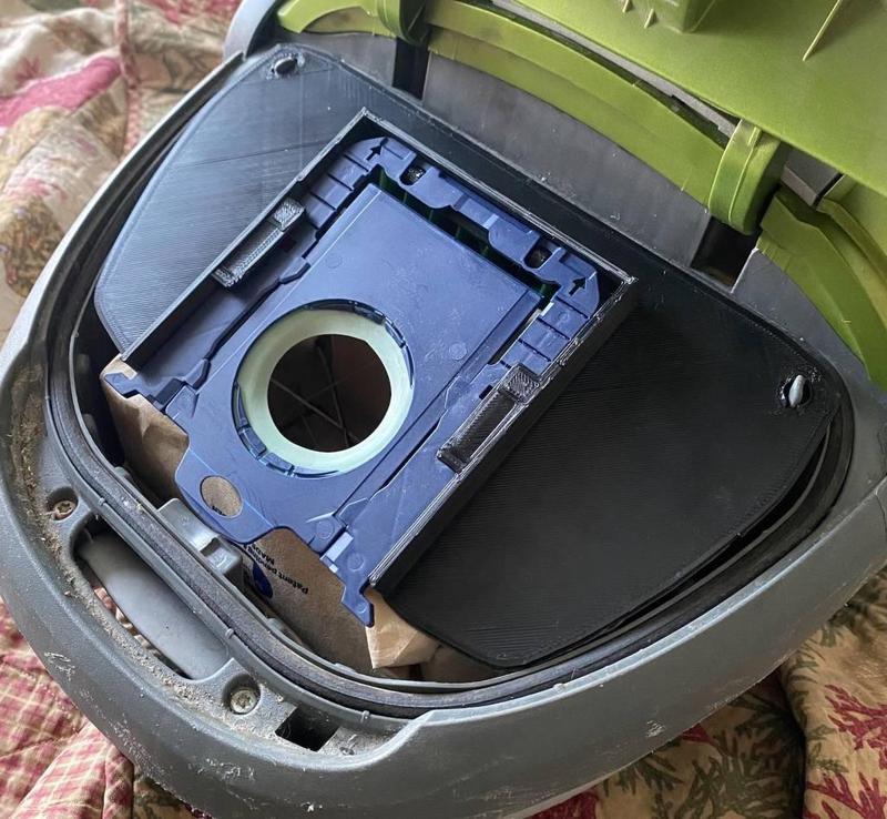 Electrolux UltraSilencer Vacuum Bag Holder